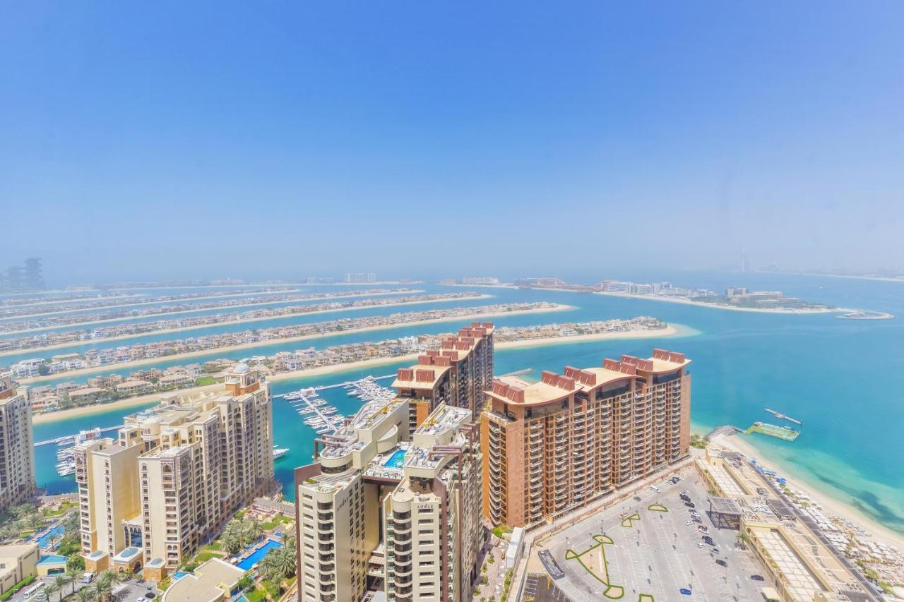 Ultra Luxury Palm Tower With Shared Hotel Facilities Дубай Екстер'єр фото