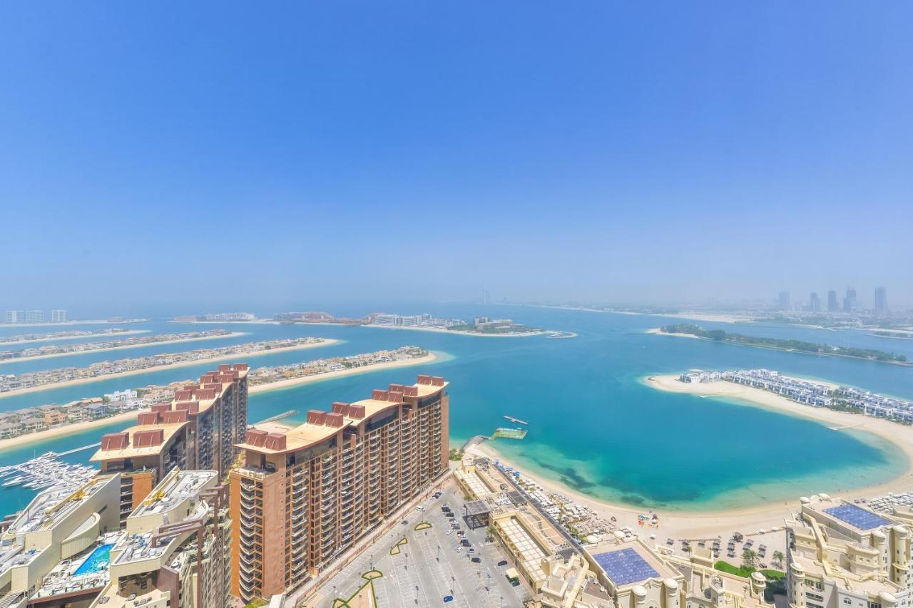 Ultra Luxury Palm Tower With Shared Hotel Facilities Дубай Екстер'єр фото