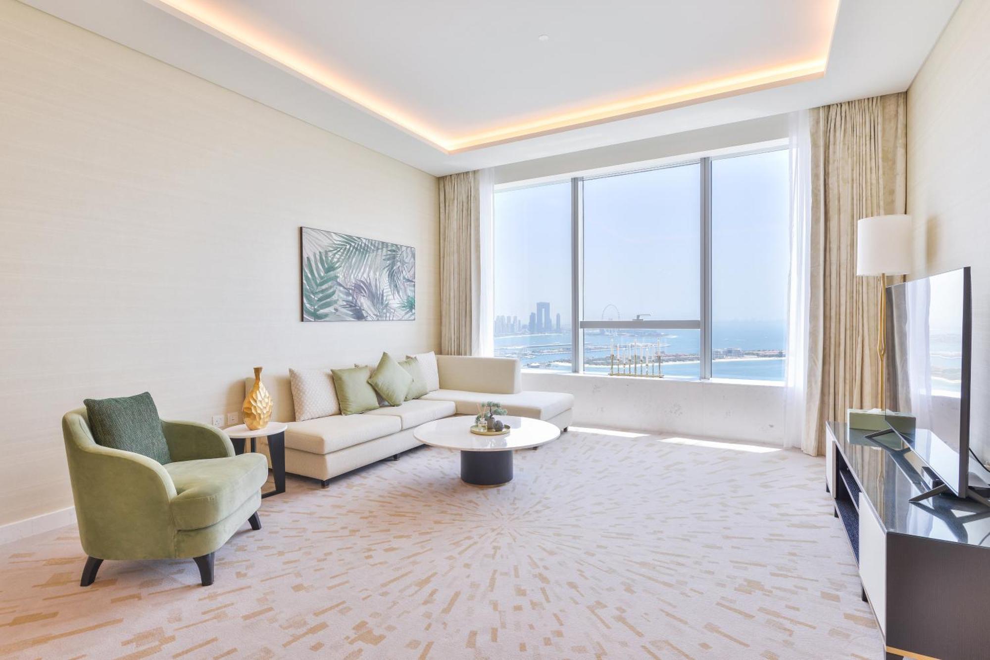 Ultra Luxury Palm Tower With Shared Hotel Facilities Дубай Екстер'єр фото