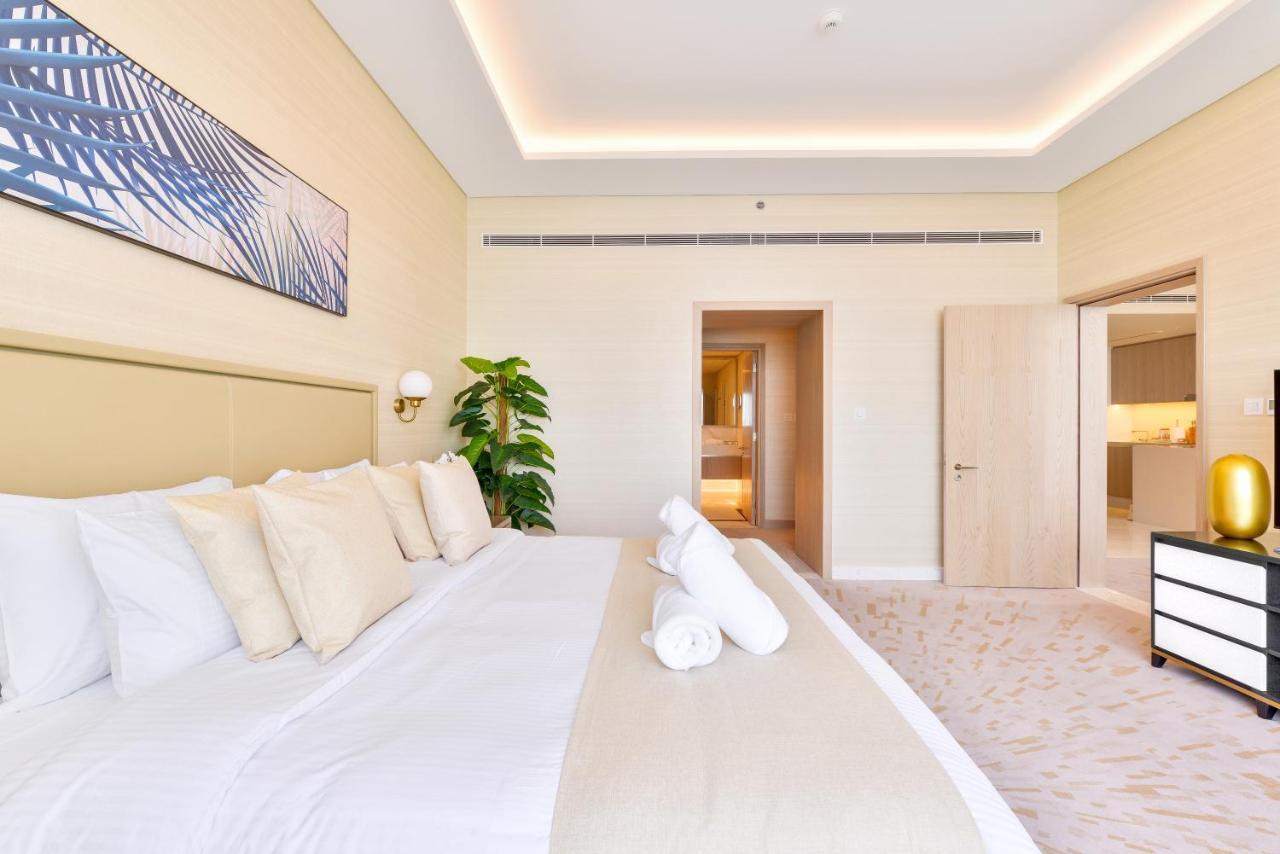 Ultra Luxury Palm Tower With Shared Hotel Facilities Дубай Екстер'єр фото