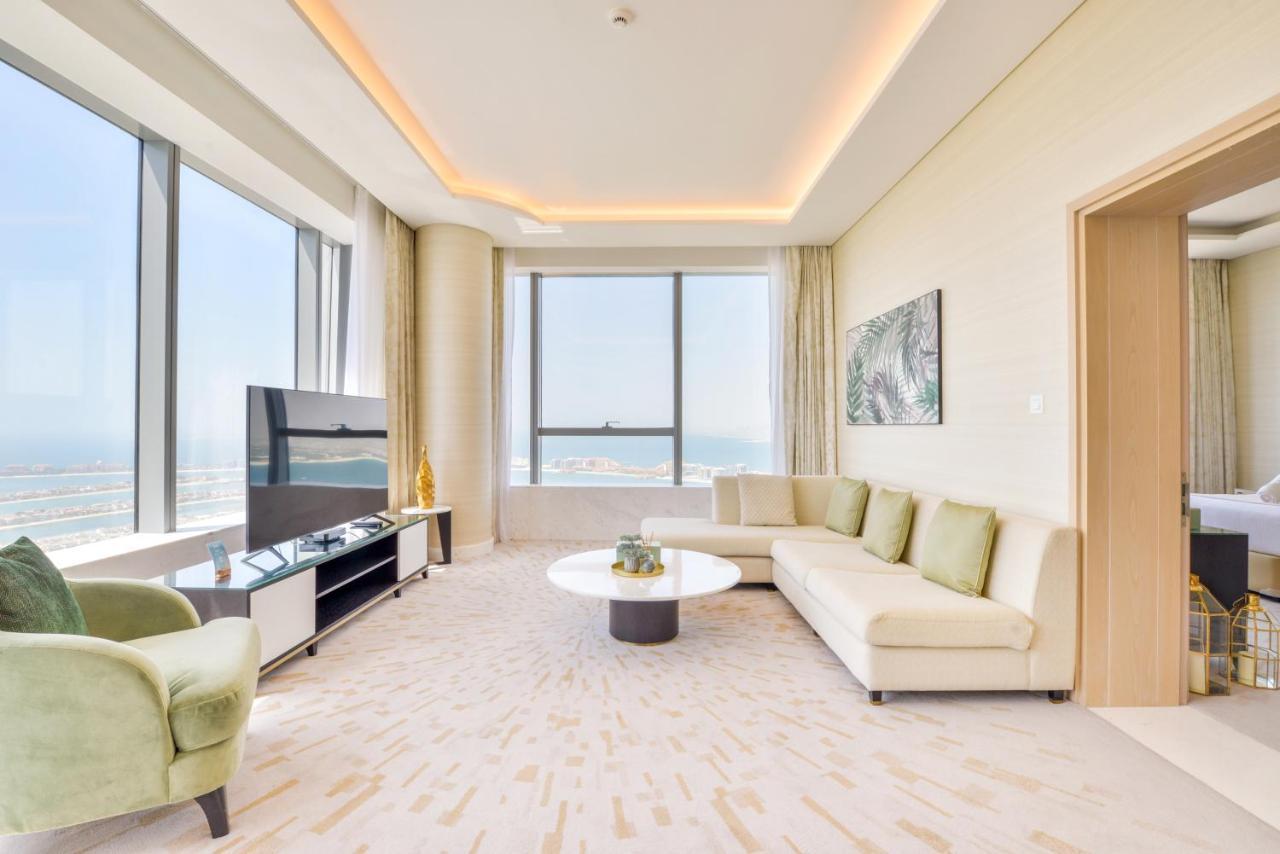 Ultra Luxury Palm Tower With Shared Hotel Facilities Дубай Екстер'єр фото