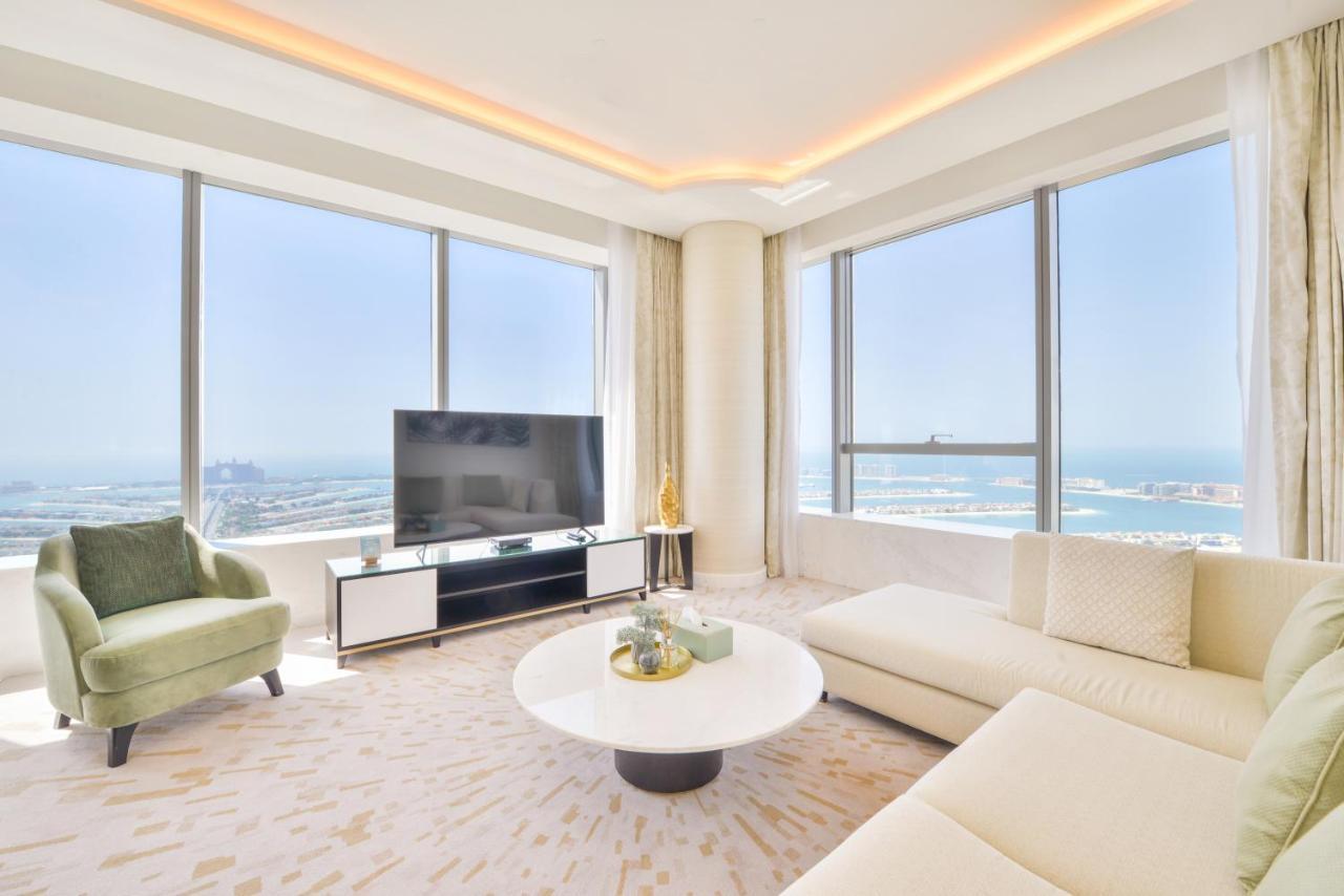 Ultra Luxury Palm Tower With Shared Hotel Facilities Дубай Екстер'єр фото